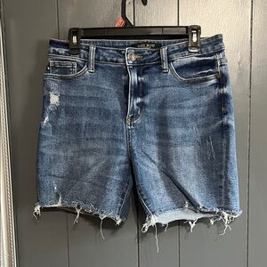 Judy blue shorts